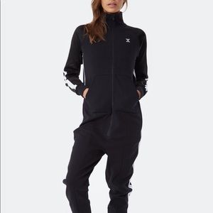 Onepiece Black and White Onesie Jumpsuit Cotton w/ Satin Sleeves AUTH Sz. Small